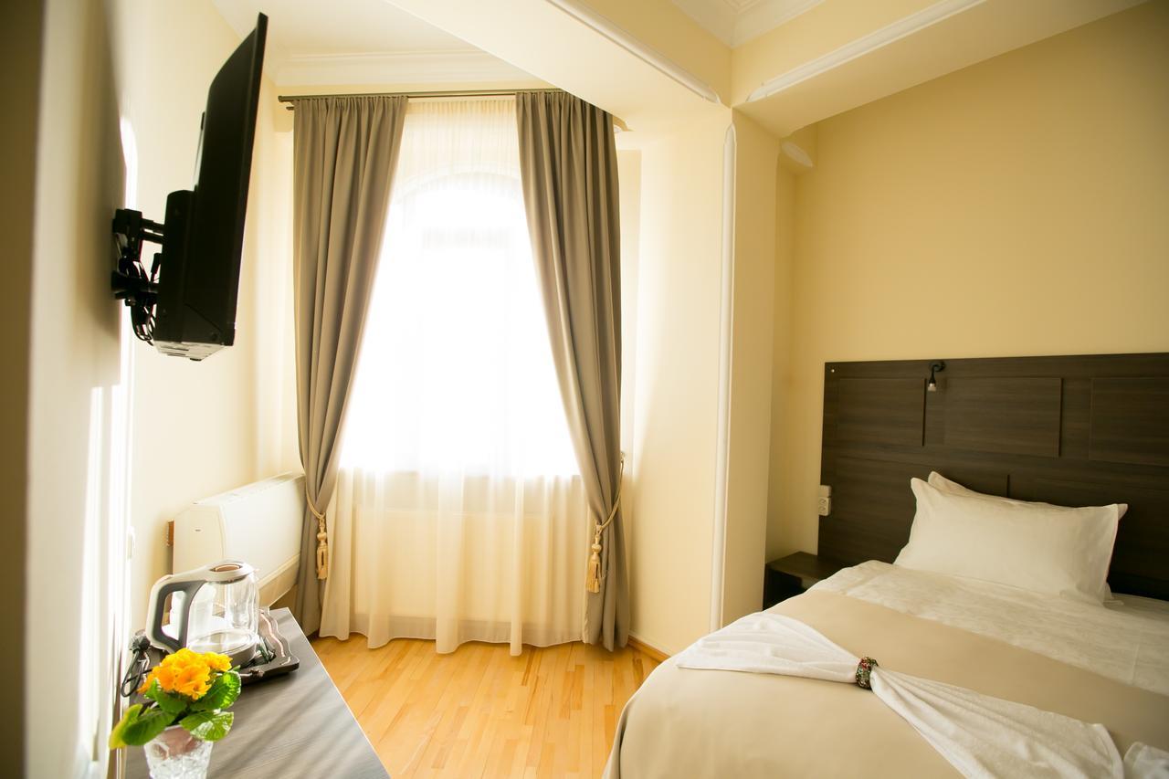 Hotel Badagi Tbilisi ภายนอก รูปภาพ
