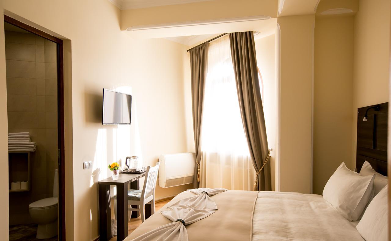 Hotel Badagi Tbilisi ภายนอก รูปภาพ